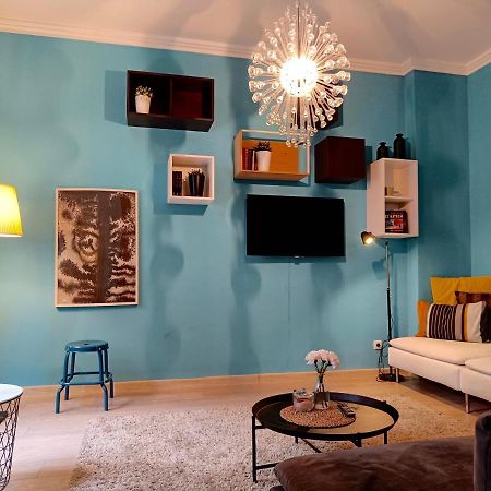 Newly Refurbished Apartment In The City Center Sofia Esterno foto