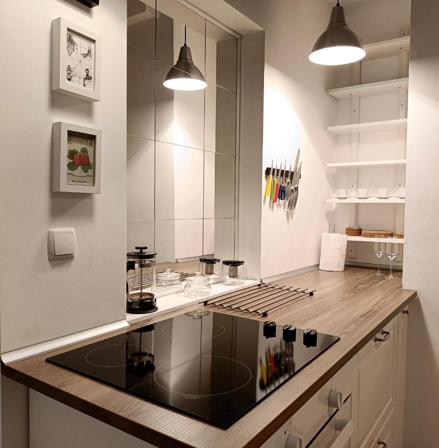 Newly Refurbished Apartment In The City Center Sofia Esterno foto