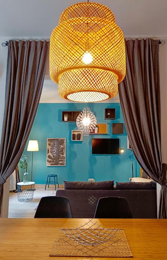 Newly Refurbished Apartment In The City Center Sofia Esterno foto